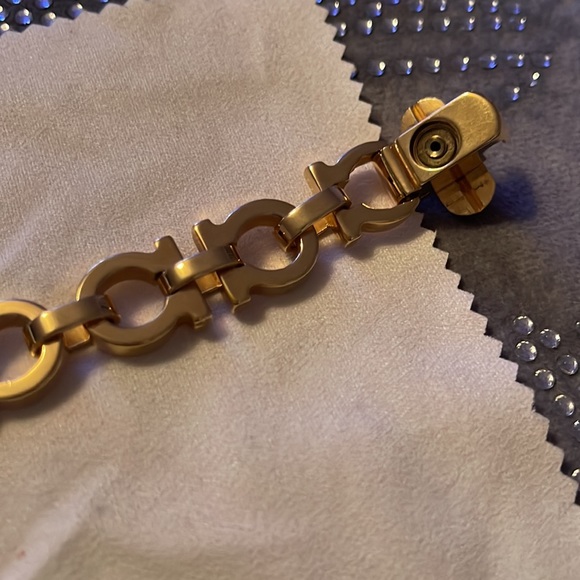 Preloved Salvatore Ferragamo bracelet great condition comes with dust only . - Picture 8 of 12
